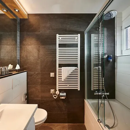 Otel Ambiance 3*