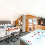 ホテル Ambiance 3*