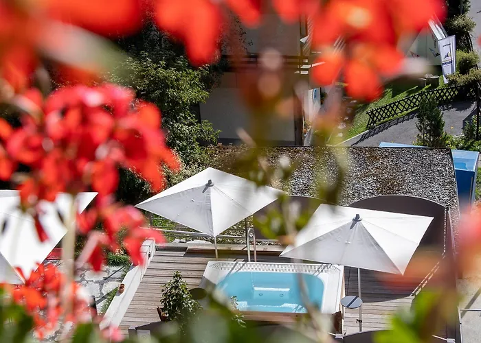 Ambiance ホテル 3*